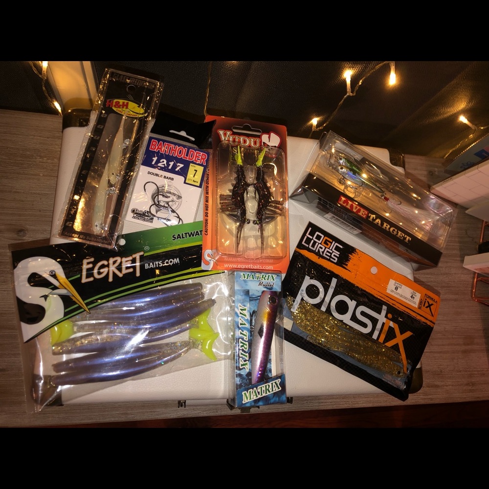 Mixed fishing gear lot